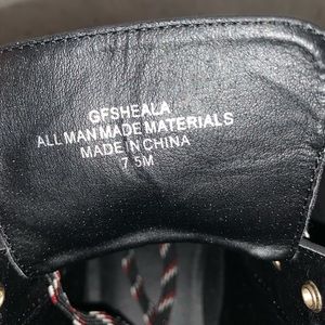 Guess Boots size 7.5